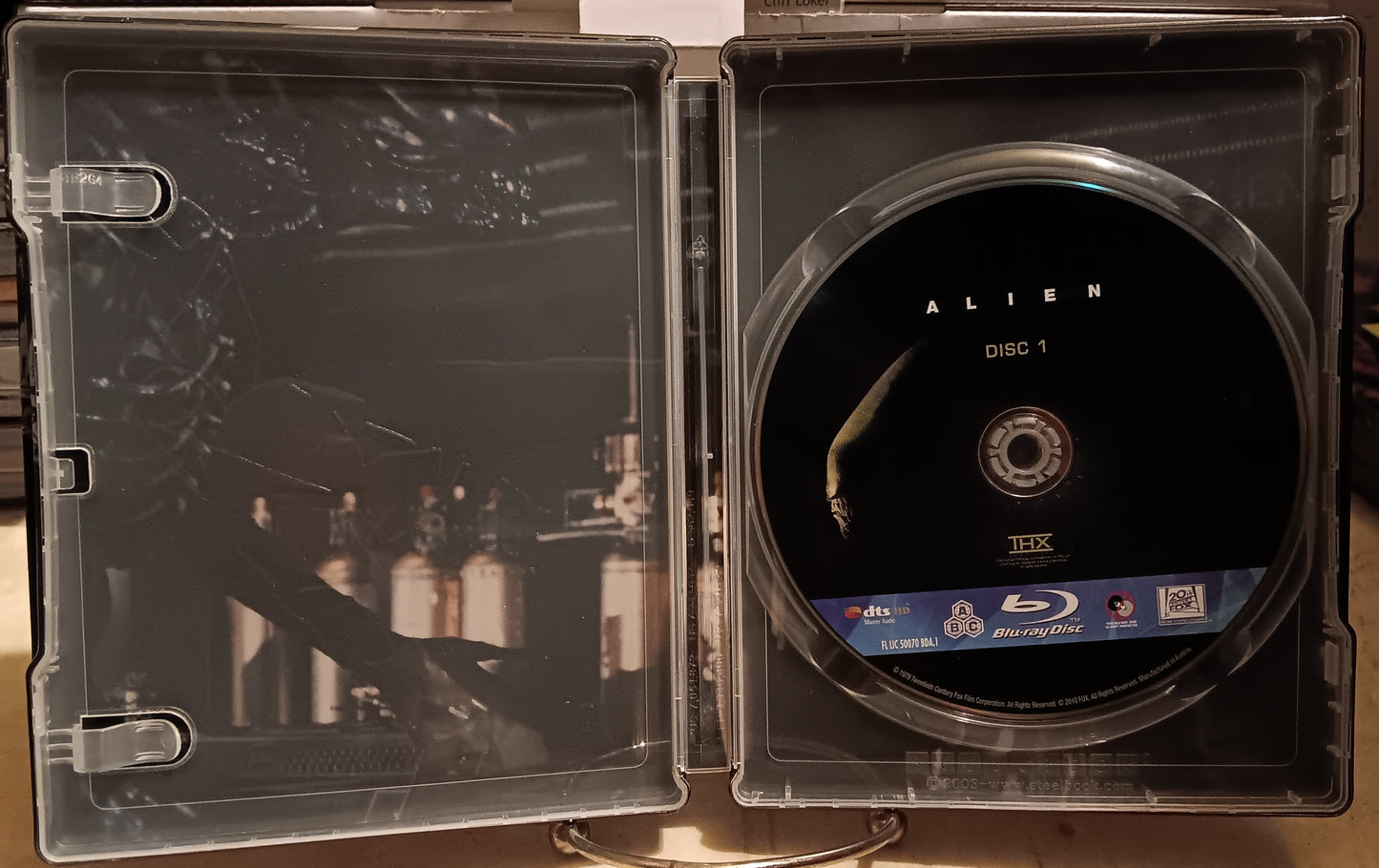 Alien 4K XL Full Slip SteelBook: Glow in the Dark Edition (1979)(FAC#120)(Czech)