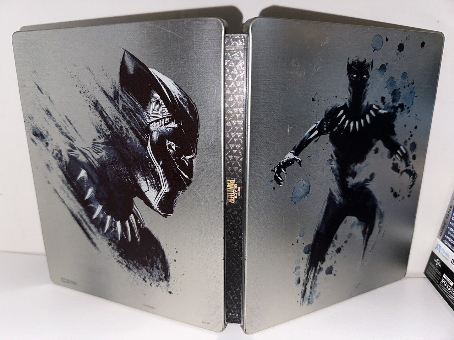Black Panther 4K SteelBook (Exclusive)