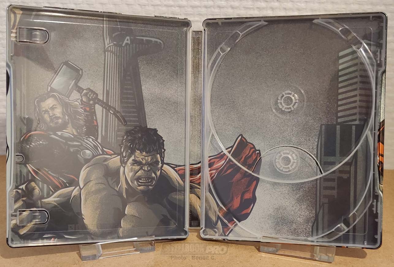 The Avengers 4K SteelBook (2012)(Mondo Art #39)