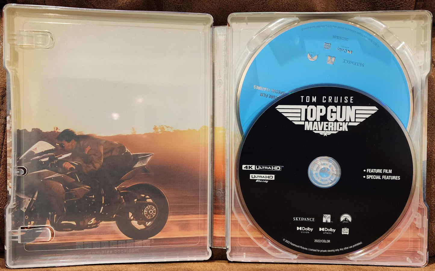 Top Gun: Maverick 4K SteelBook w/ Lenticular Magnet (Exclusive)